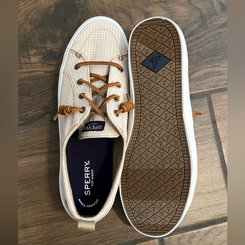 Women’s Sperry Shoes Size 9.5